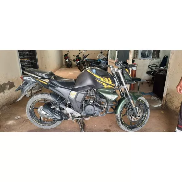 Yamaha FZ-S