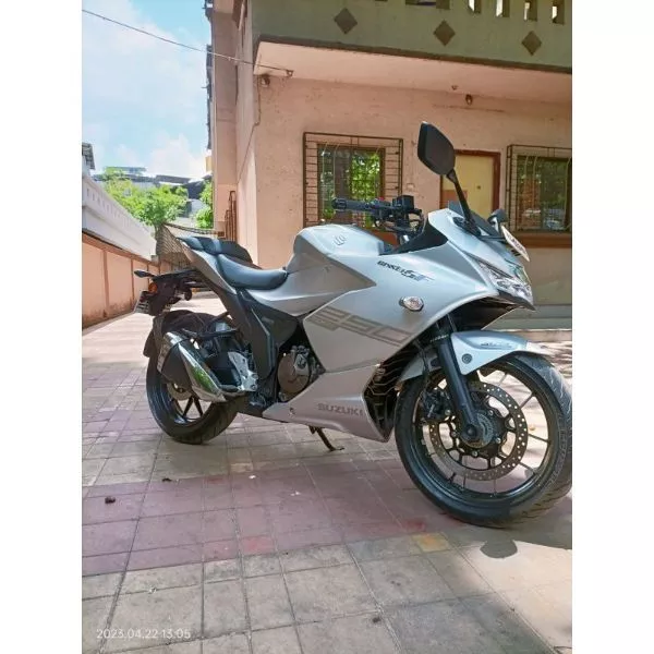 Suzuki Gixxer SF 250