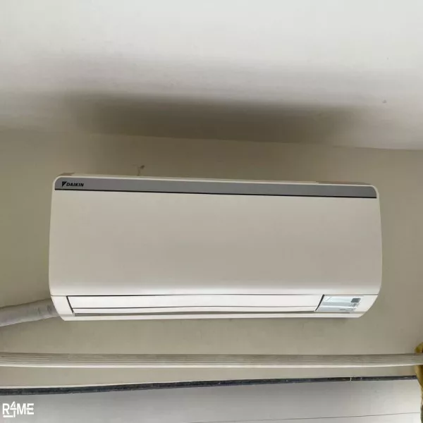 Daikin split AC (1 Tonn) with Remote for rent