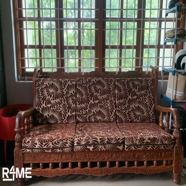 Sofa Set 3 Seater With 2 Chair for rent