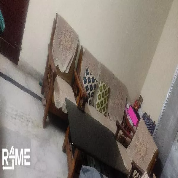 5-Seater Sofa With Centetable for rent