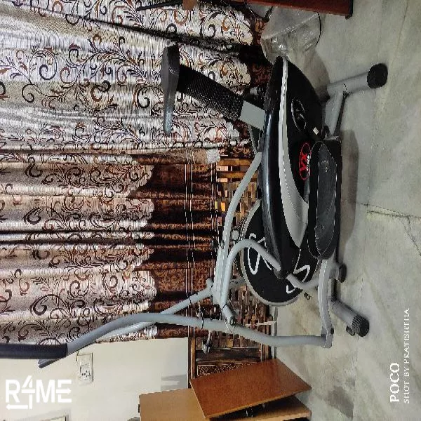 Elliptical Cross Trainer on rent