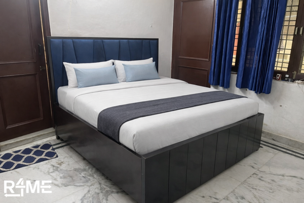 double bed with mattress on rent