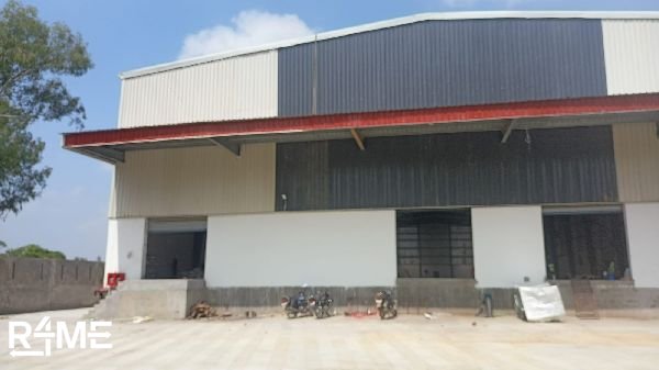 Spacious 25,000 Sq. Ft. Warehouse for Rent at Hasanganj, Lucknow–Kanpur Highway on rent