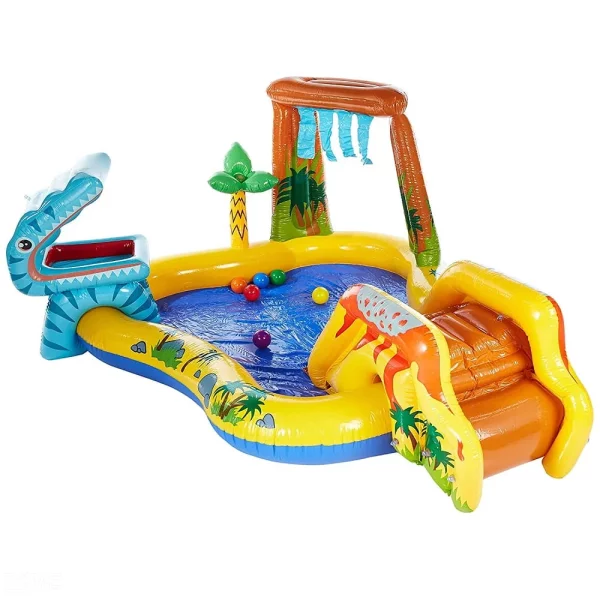 spray water swimming pool
