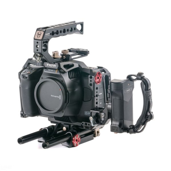 BLACKMAGIC POCKET CINEMA 6K PRO
