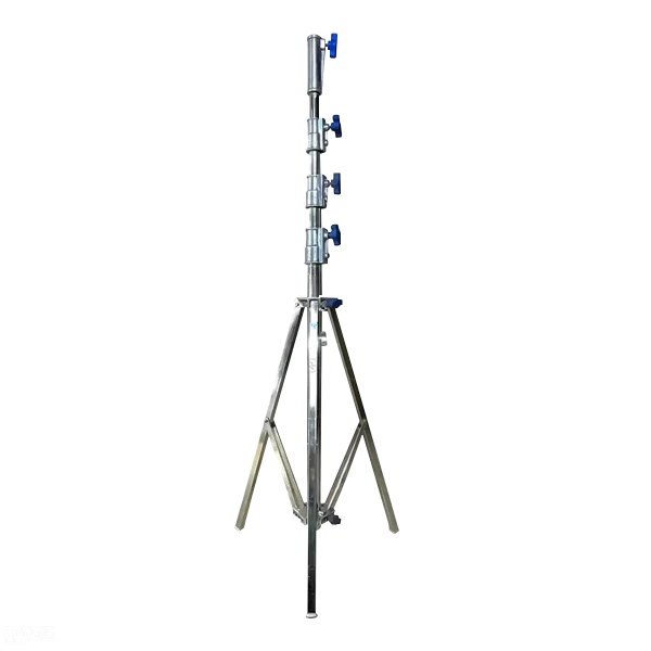 ARM ROD 4 LIGHT STAND on rent