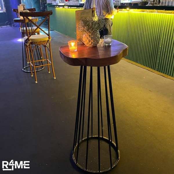 Cocktail Table Style 2 on rent