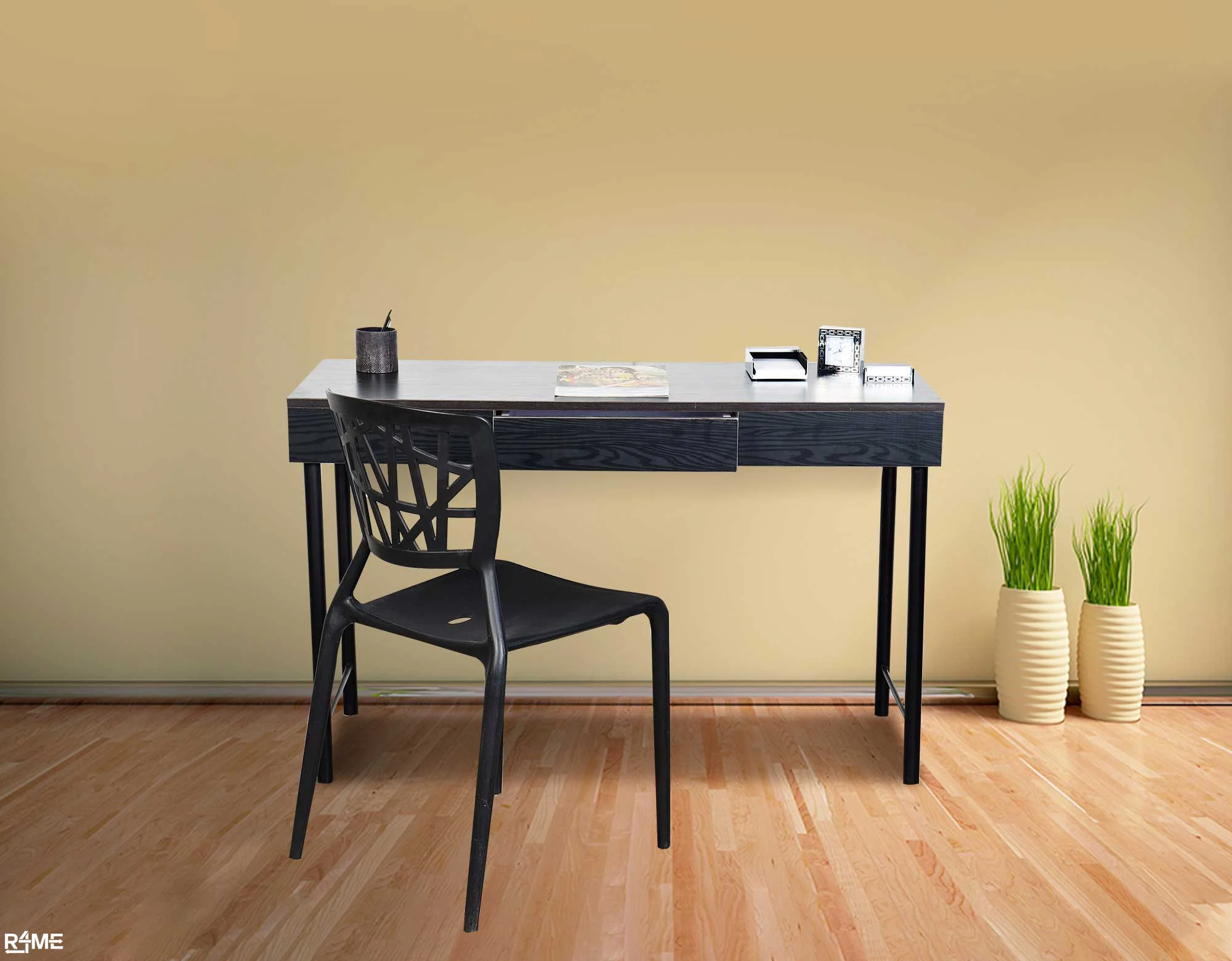 Amber Study Table