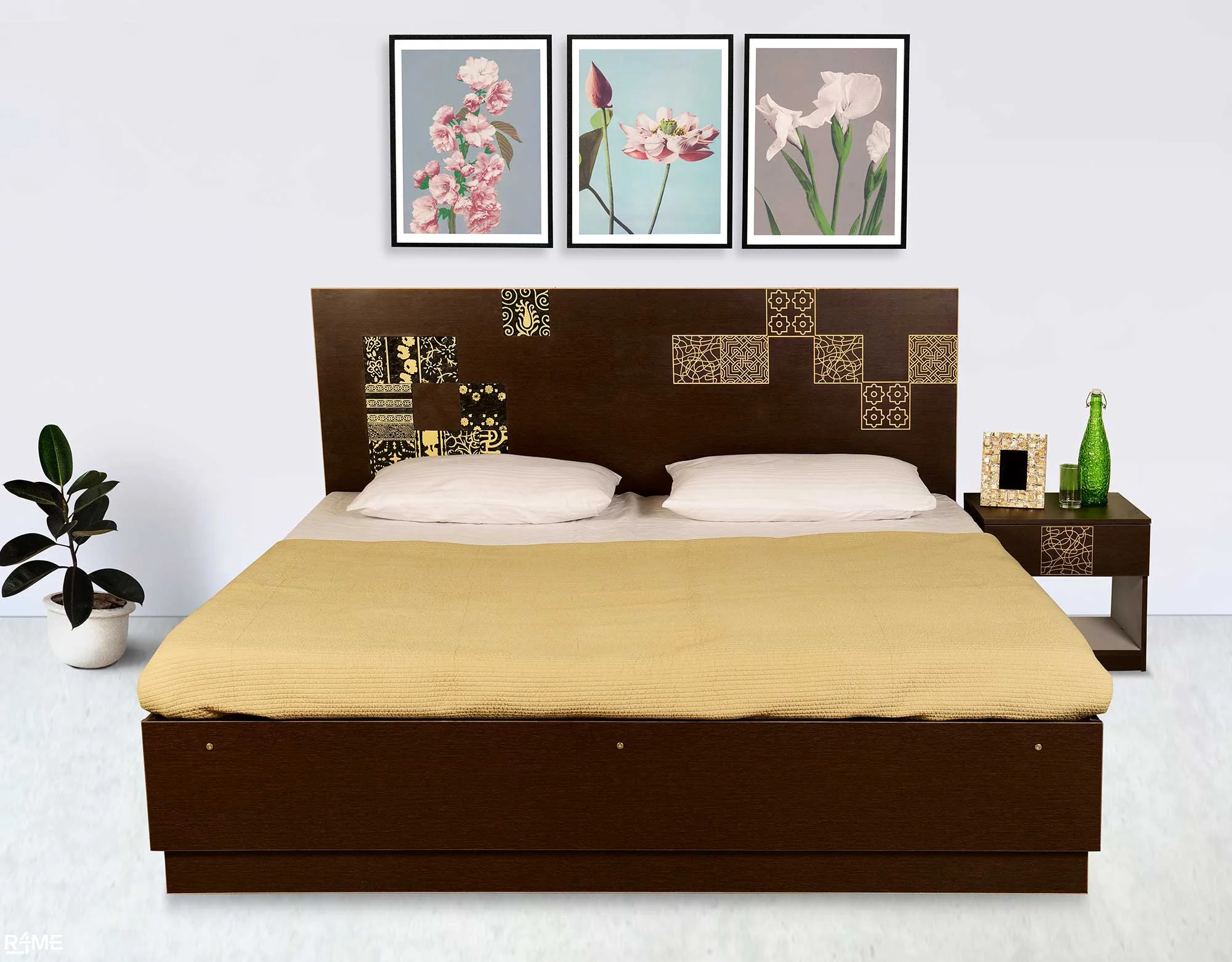 Ornate King Double bed with Mattress and side table