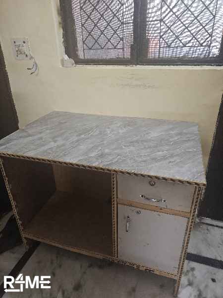 Office Chairs & Tables on Rent on rent