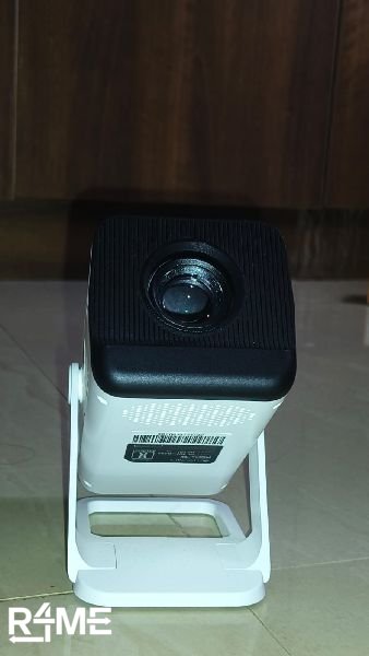 Projector on rent