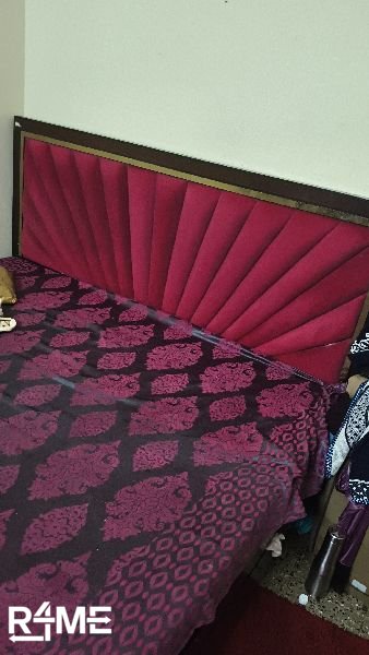 King size bed with mattress on rent